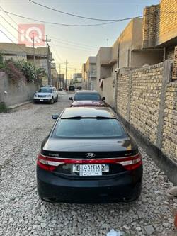 هيونداي أزيرا